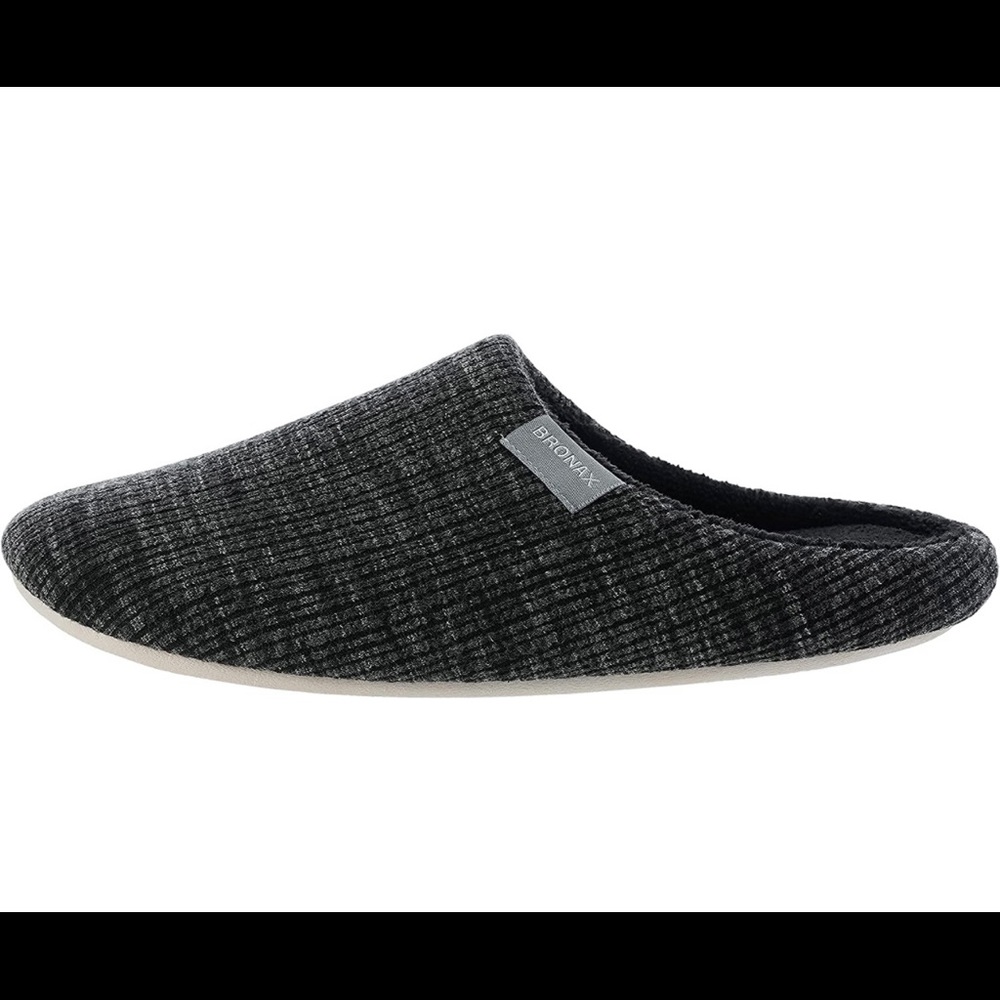 Bundle Deal‼️ 4 Pairs House Slippers - Spa, Guest, Airbnb unisex shoe